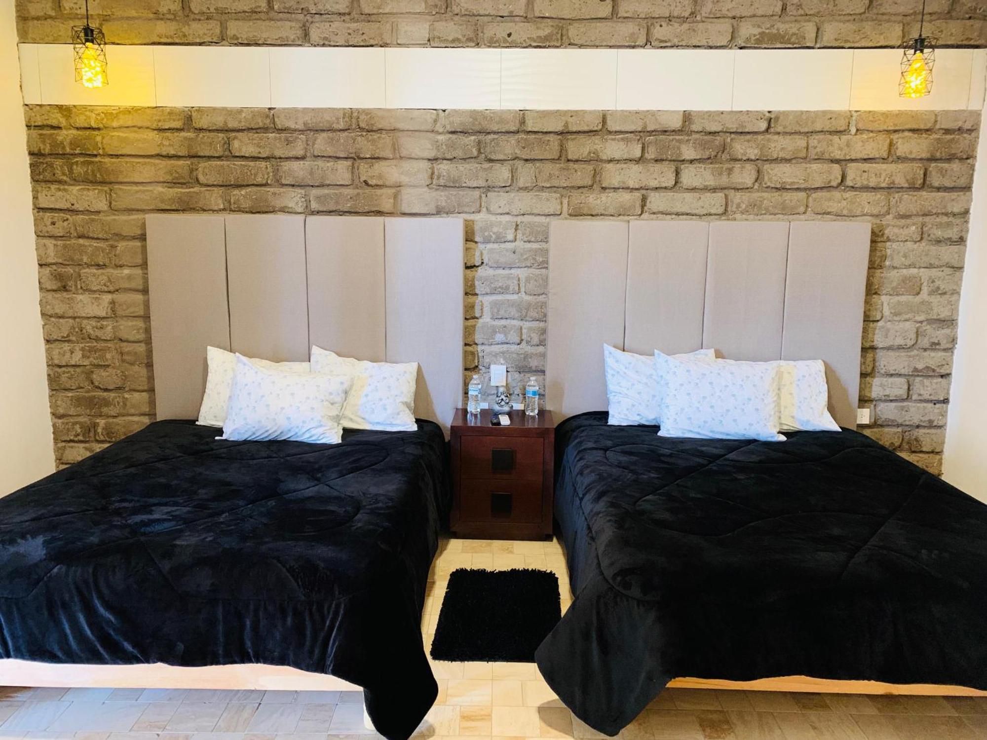 Hotel Boutique El Embrujo Паррас-де-ла-Фуэнте Экстерьер фото